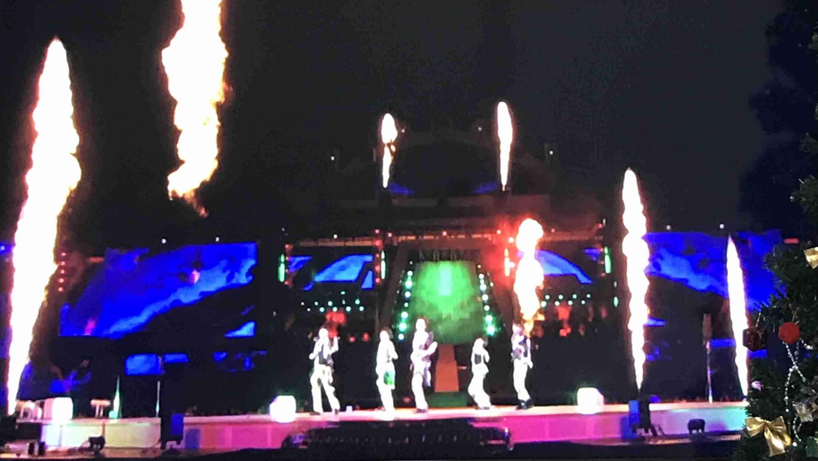 嵐「君と僕の見ている風景」ツアーより「Monster」ライブ映像公開