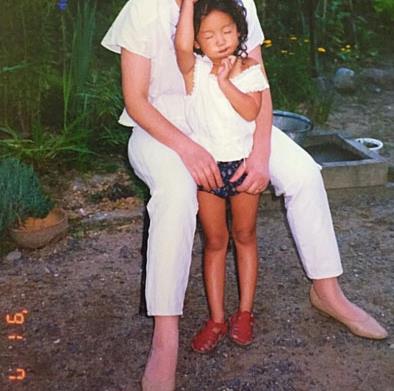 私は誰でしょう？有名人の子供の頃の画像で誰か分かったらプラスを押すトピ！