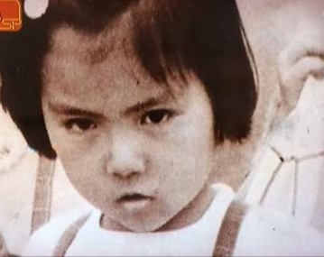私は誰でしょう？有名人の子供の頃の画像で誰か分かったらプラスを押すトピ！