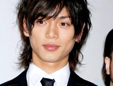 吉沢亮、高校時代と変わったのは「眉毛の太さくらい」と本人