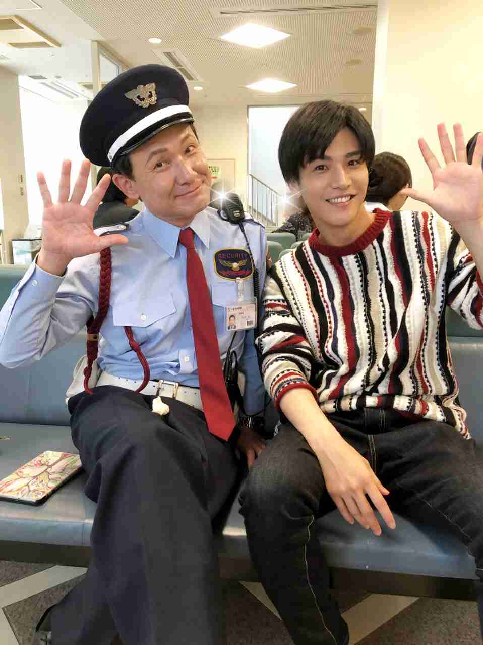 岩田剛典、初の医師役で白衣＆メガネビジュアル初公開「新鮮な気持ちで」