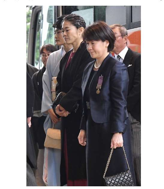 即位の礼に参加されている来賓のファッションを見たい!