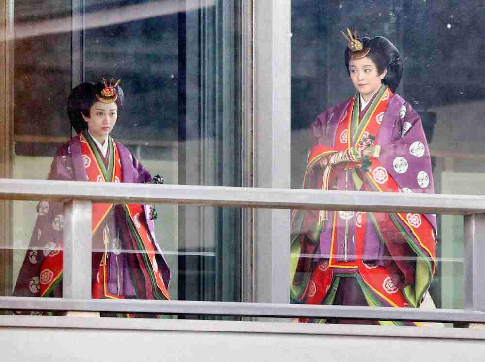 即位の礼に参加されている来賓のファッションを見たい!