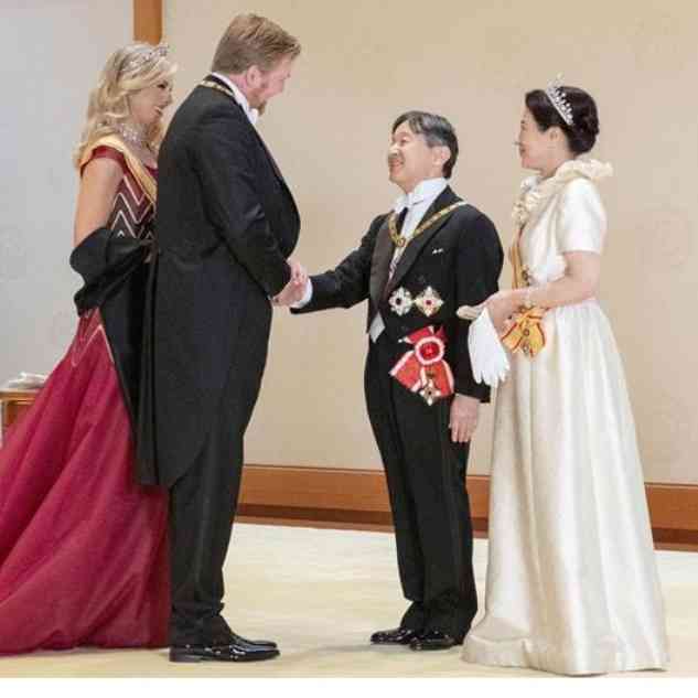 即位の礼に参加されている来賓のファッションを見たい!