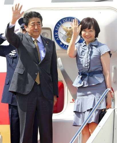 即位の礼に参加されている来賓のファッションを見たい!