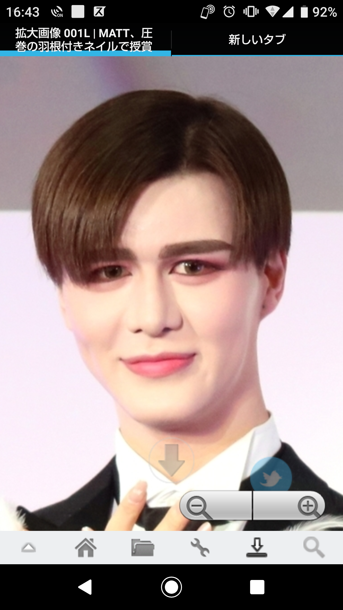 Matt、圧巻の羽根付きネイルで授賞式登場「天使になりたかったので…」