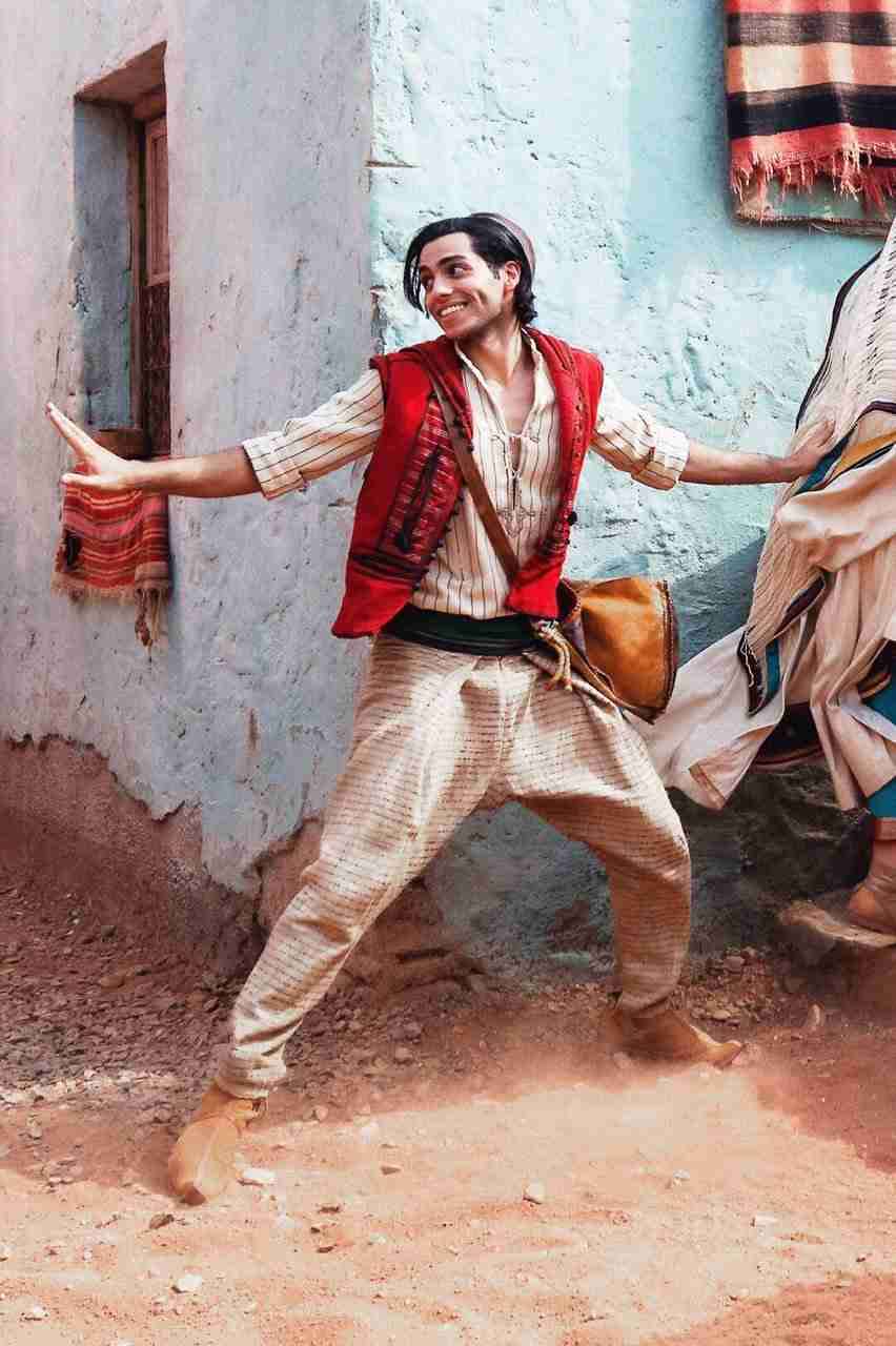 実写化が大成功だった「ディズニー映画」ランキング!1位は『パイレーツ・オブ・カリビアン』シリーズ