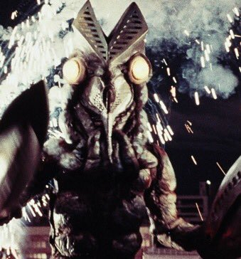 主人公より有名な敵キャラといえば？