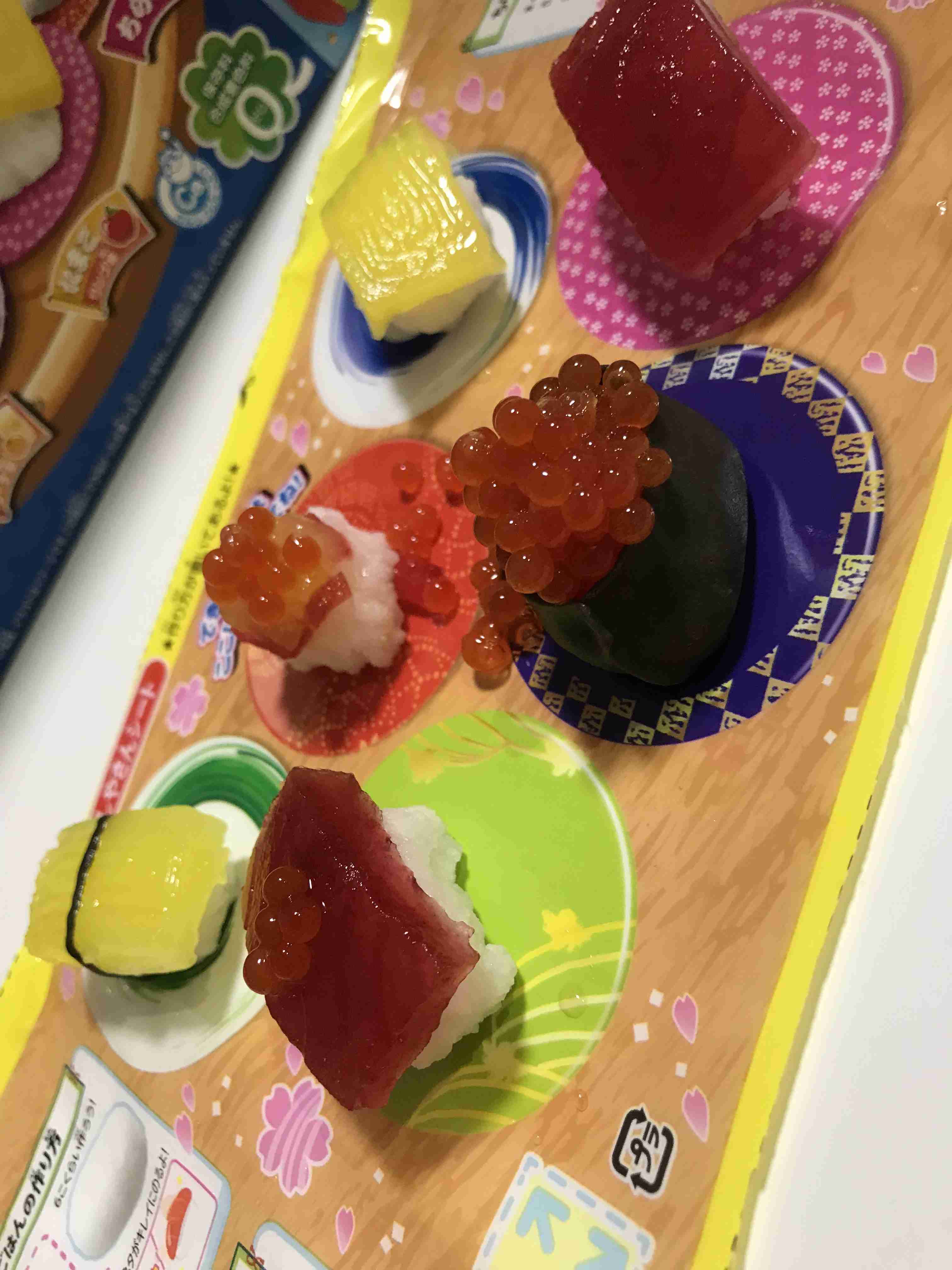 お菓子で作る枯山水が登場　砂ラムネに心のままに砂紋を描ける「DIY CANDY KIT」