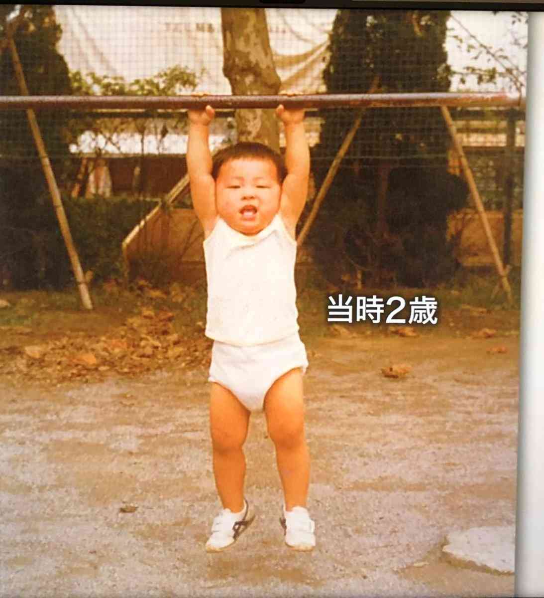 【有名人】何でこんなポーズしてるの？と思う画像を貼るトピ