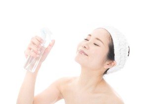 お風呂上がりの保湿ケア何使ってる?