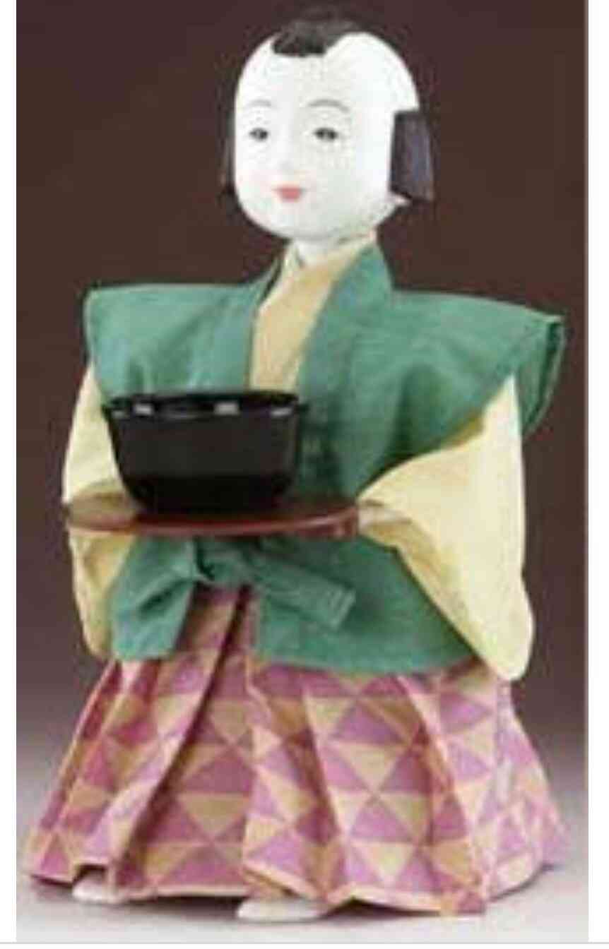 大人なのにお茶の出し方がわからないって変ですか？