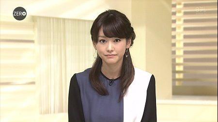 桐谷美玲、ポニテ＆へそ出し 