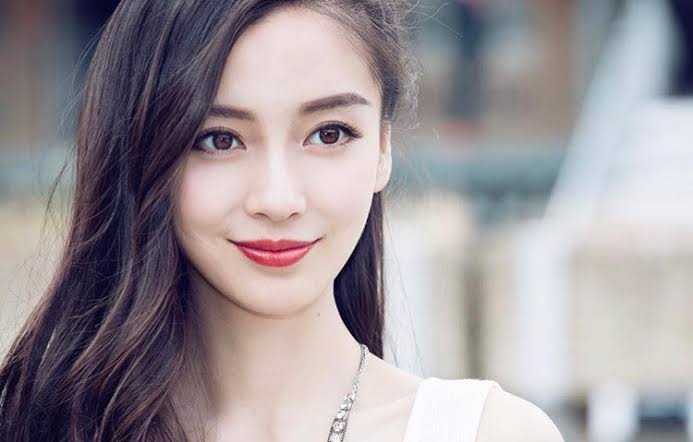 眉毛の形、参考にしてる人いますか?