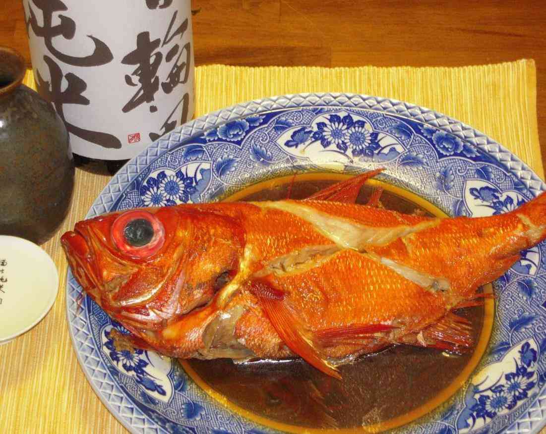 皆さん夜お家でどのくらいお酒を飲みますか？