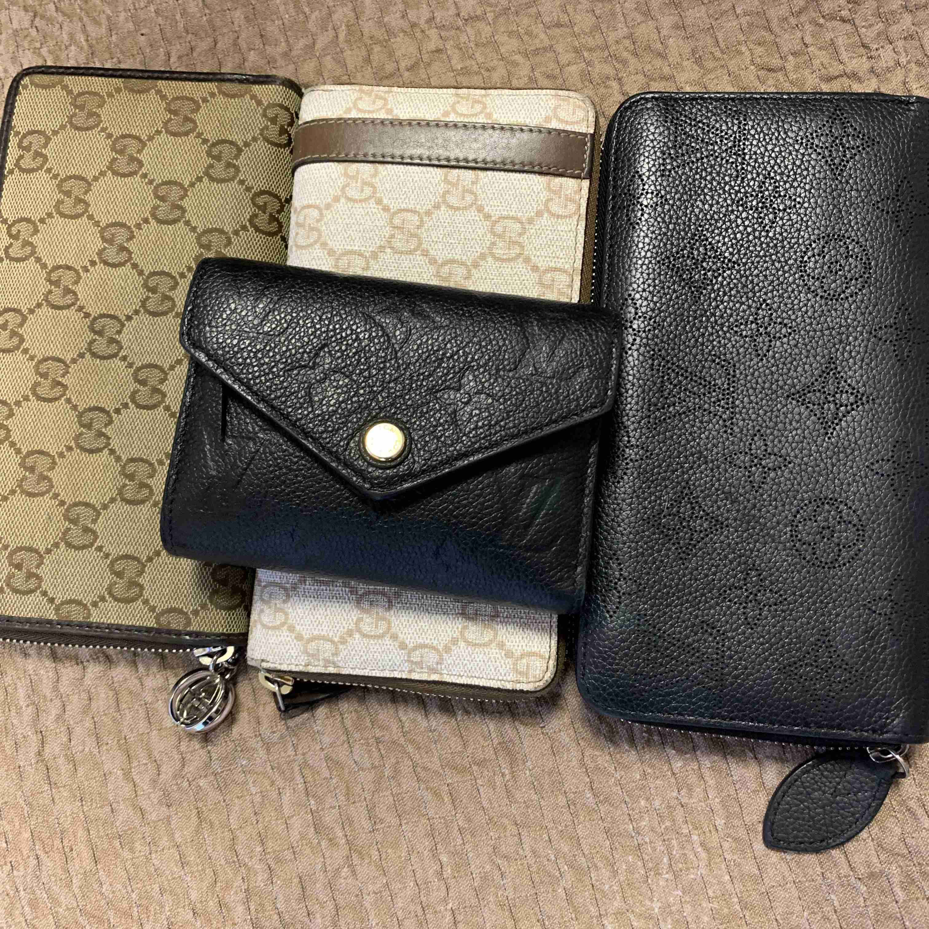 アラフォーの財布、どんなん使ってる?