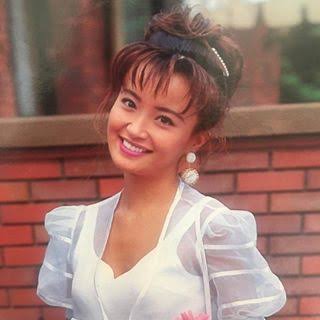 平子理沙、髪色変えた姿に「20代にしか見えない」