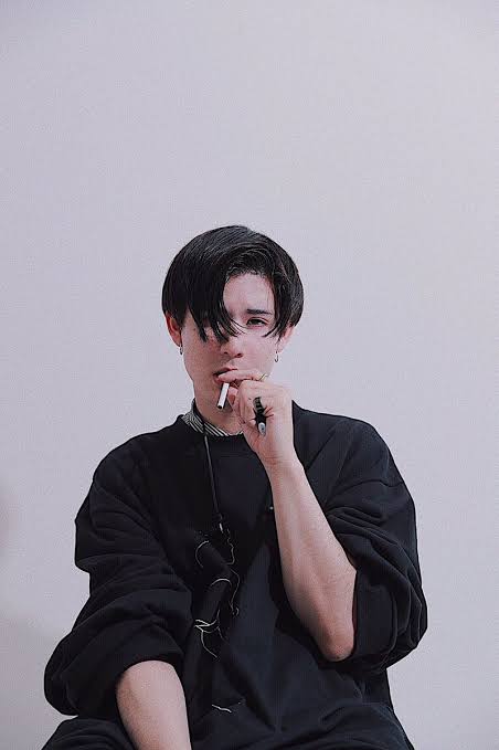 滝沢秀明副社長、テレビ局幹部の食事会にSnow Manラウールを同席させゴリ押しの内情