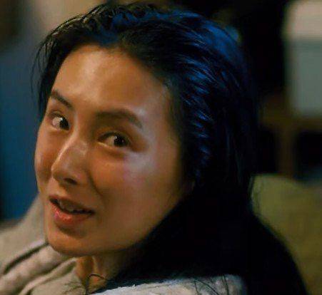北川景子、2020年カレンダーで圧倒的な美貌溢れ出す
