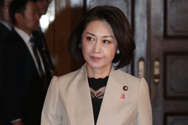 三原じゅん子議員 税金滞納の過去…実母と住む自宅が競売に!