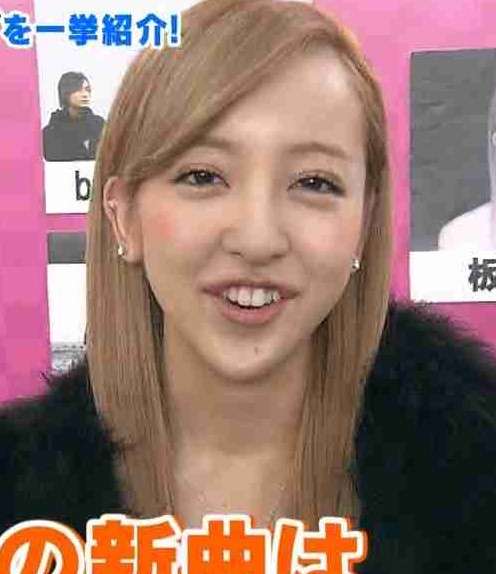 「美人姉妹みたい」「超お美しい2ショット」板野友美&谷まりあの2ショットに反響続々