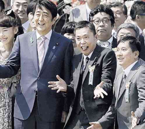 安倍首相が代表の選挙区支部 「桜を見る会」に旅費支出の疑い