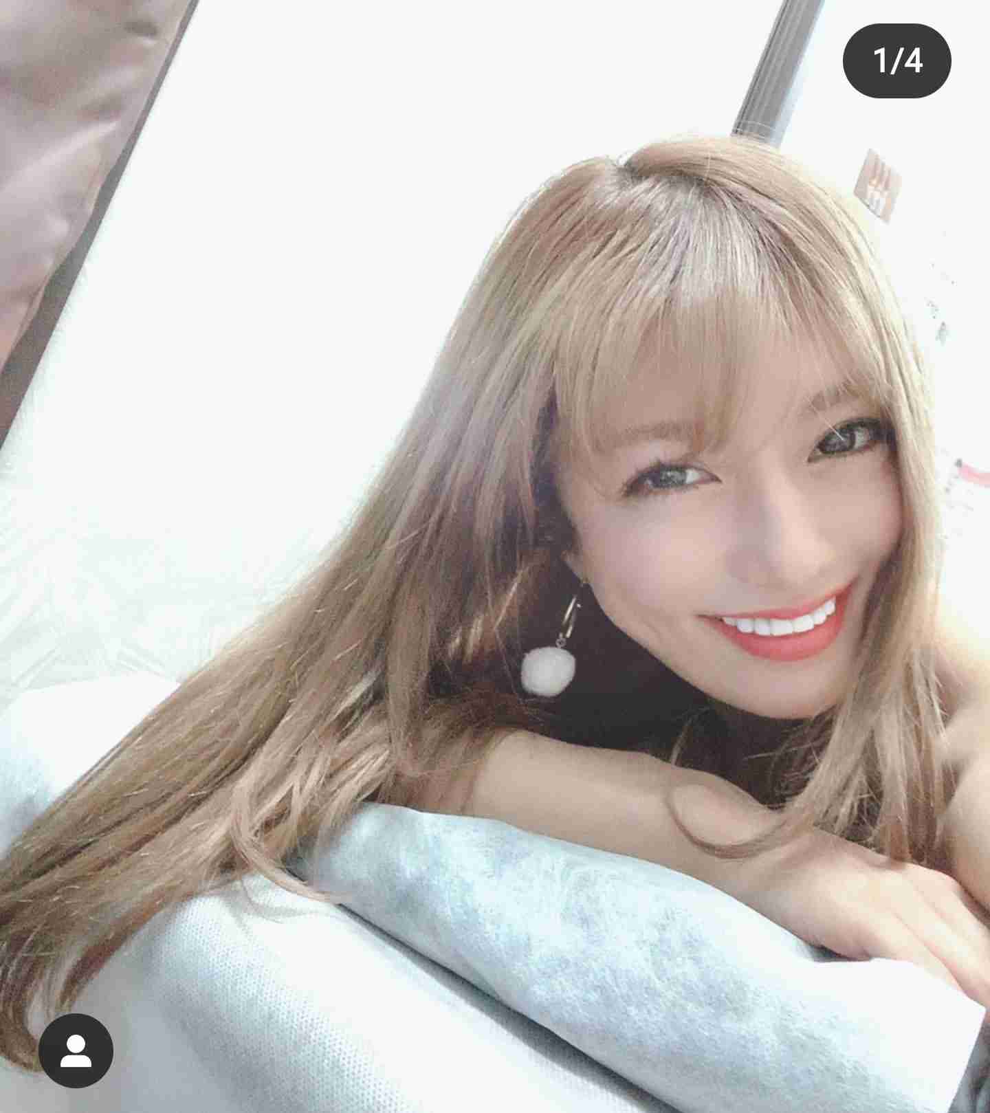 安西ひろこ、ギャルモデル時代の写真公開にネット反響「ギャル最強」「青春時代の憧れでした」