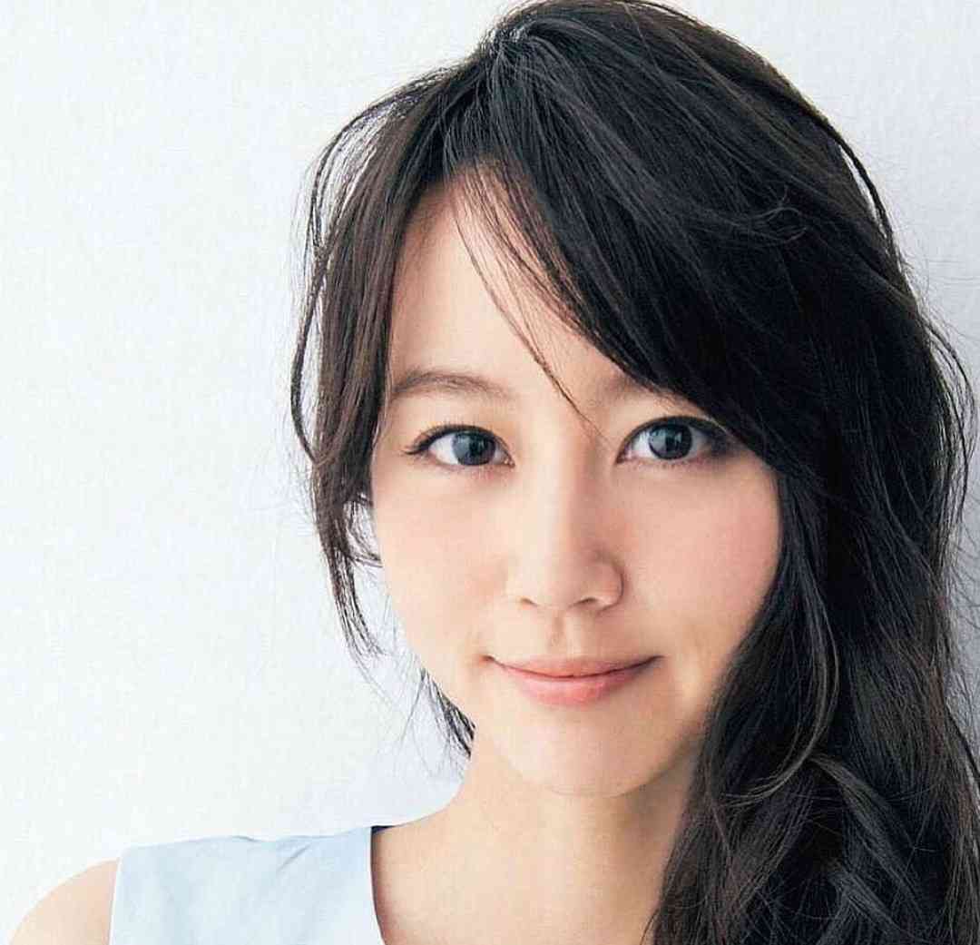 堀北真希に待望の復帰情報 “イクメン夫”山本耕史が後押し