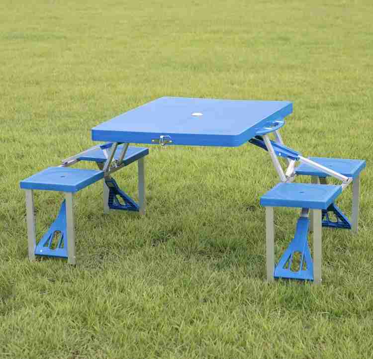 ダイニングテーブル、チェア迷子