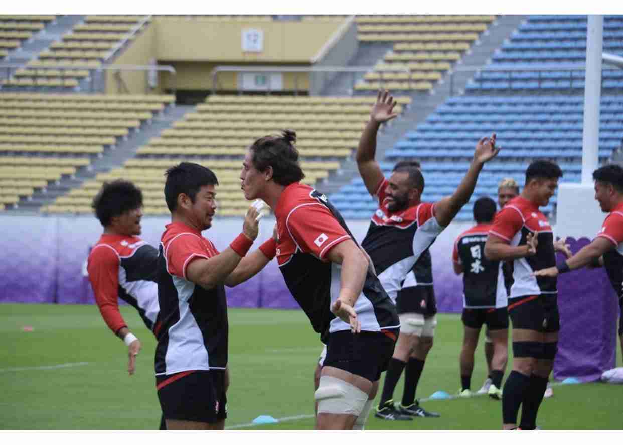 山田ローラ、稲垣啓太に“ツンデレ”な長女　一緒に野球観戦も「そっと手だけを…」