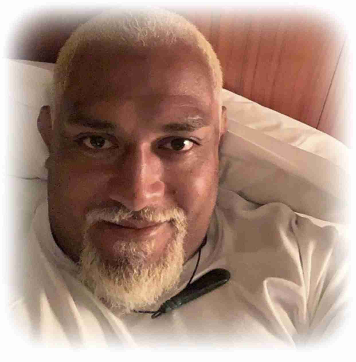 山田ローラ、稲垣啓太に“ツンデレ”な長女　一緒に野球観戦も「そっと手だけを…」