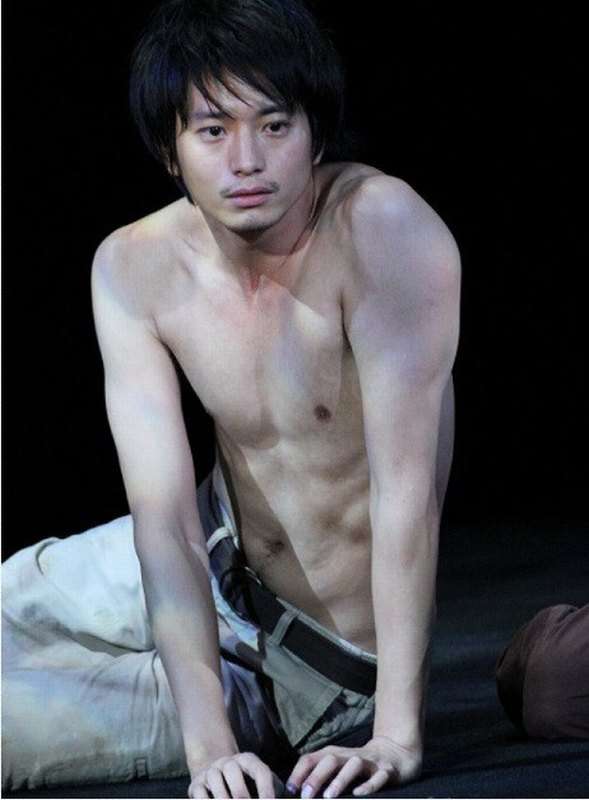 向井理「LIFE！」でスタジオコント初挑戦 アドリブも連発