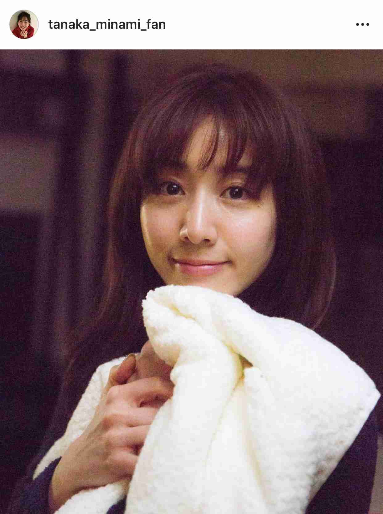 田中みな実　話題の初写真集　発売前に重版決定！22万部突破