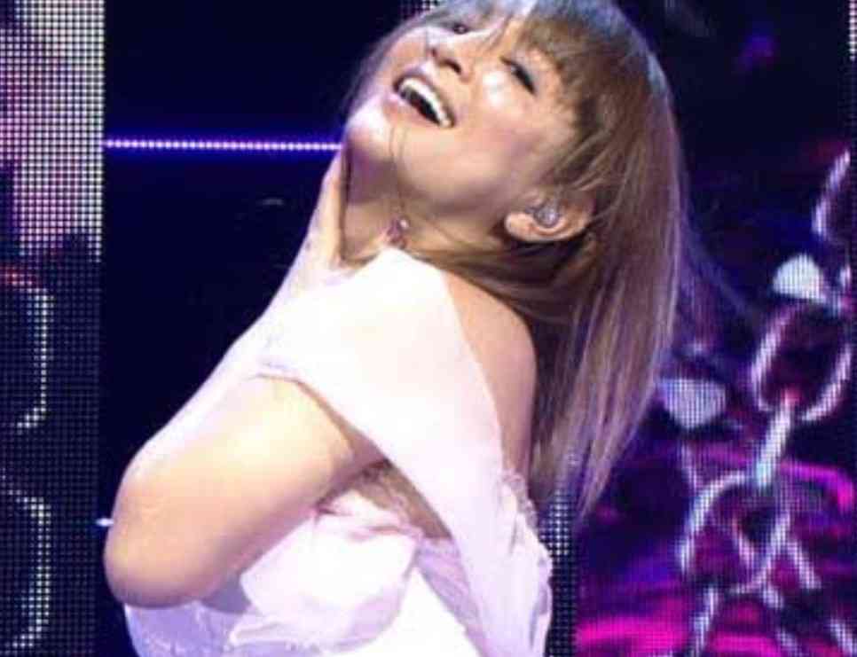 浜崎あゆみ、難聴支えた音楽スタッフの死去に悲痛