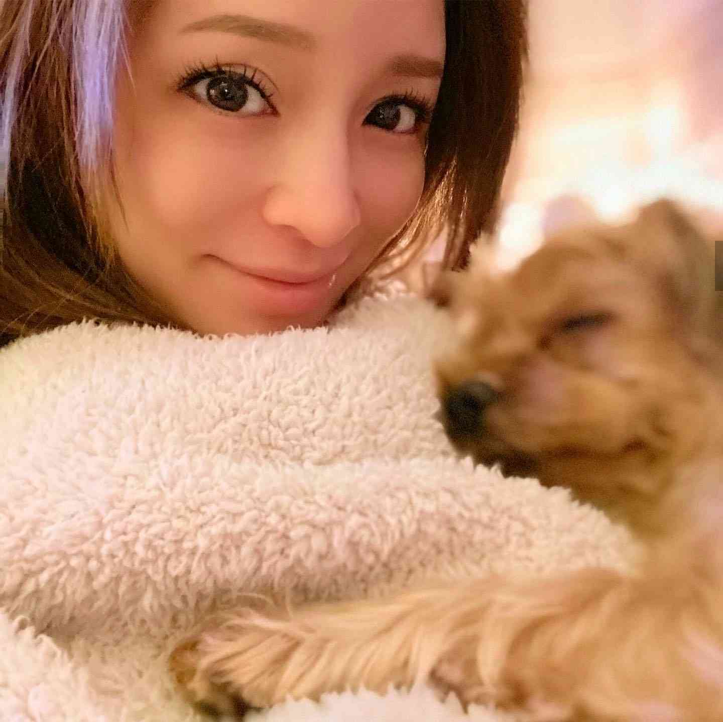 浜崎あゆみ、難聴支えた音楽スタッフの死去に悲痛