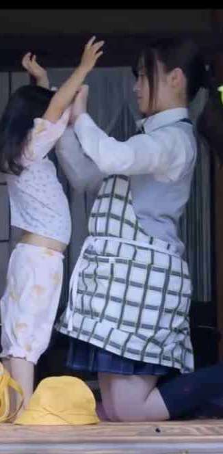 橋本環奈「だてめだよ」、“自前”メガネ姿に絶賛