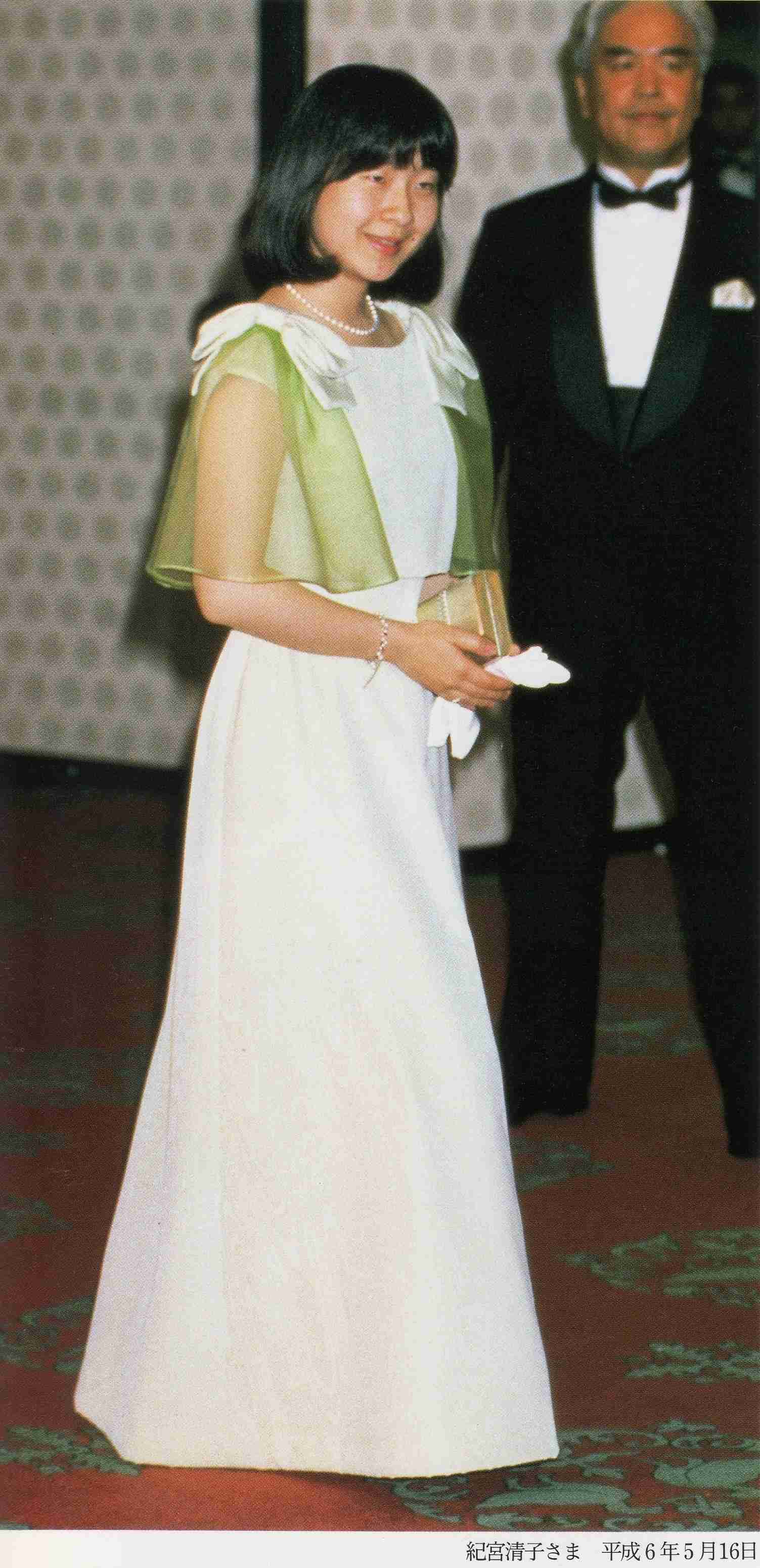 上皇后さま、血混じる嘔吐も　ストレス原因か、経過観察　宮内庁