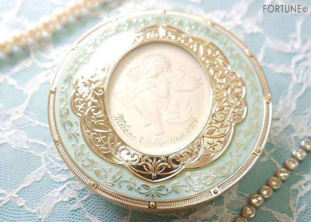 化粧直し用のパウダー