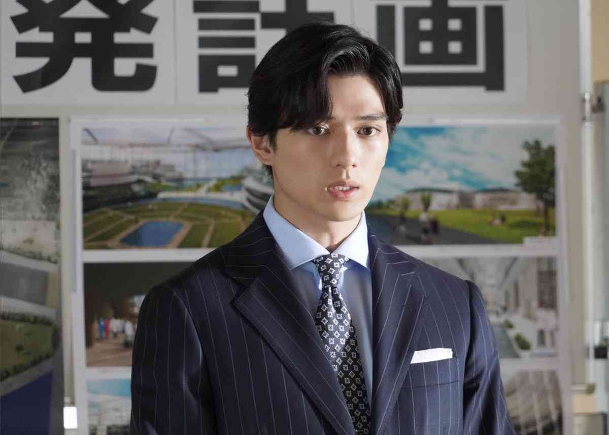 俳優・新田真剣佑