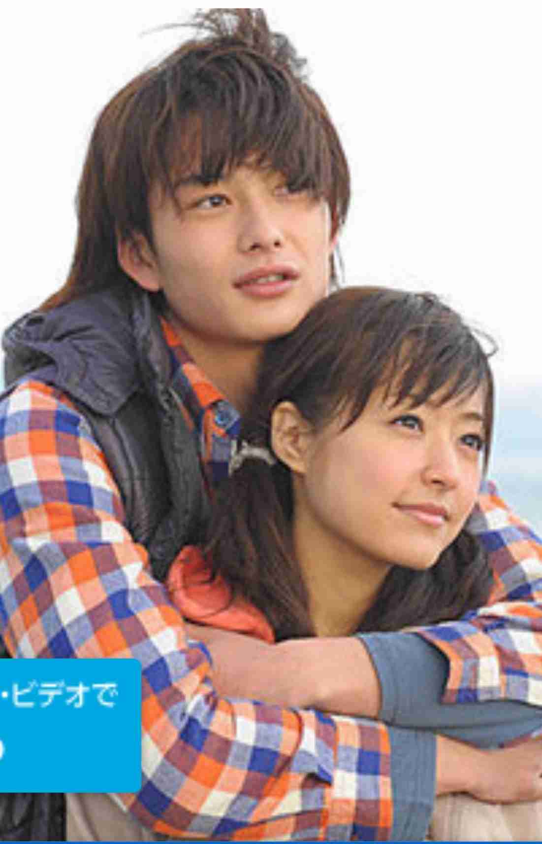 冬です恋愛映画で暖まろう