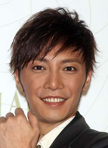 成宮寛貴、休日のニッコリ笑顔でファンを魅了「何よりのご褒美!」