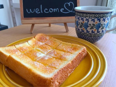 トーストの食べ方