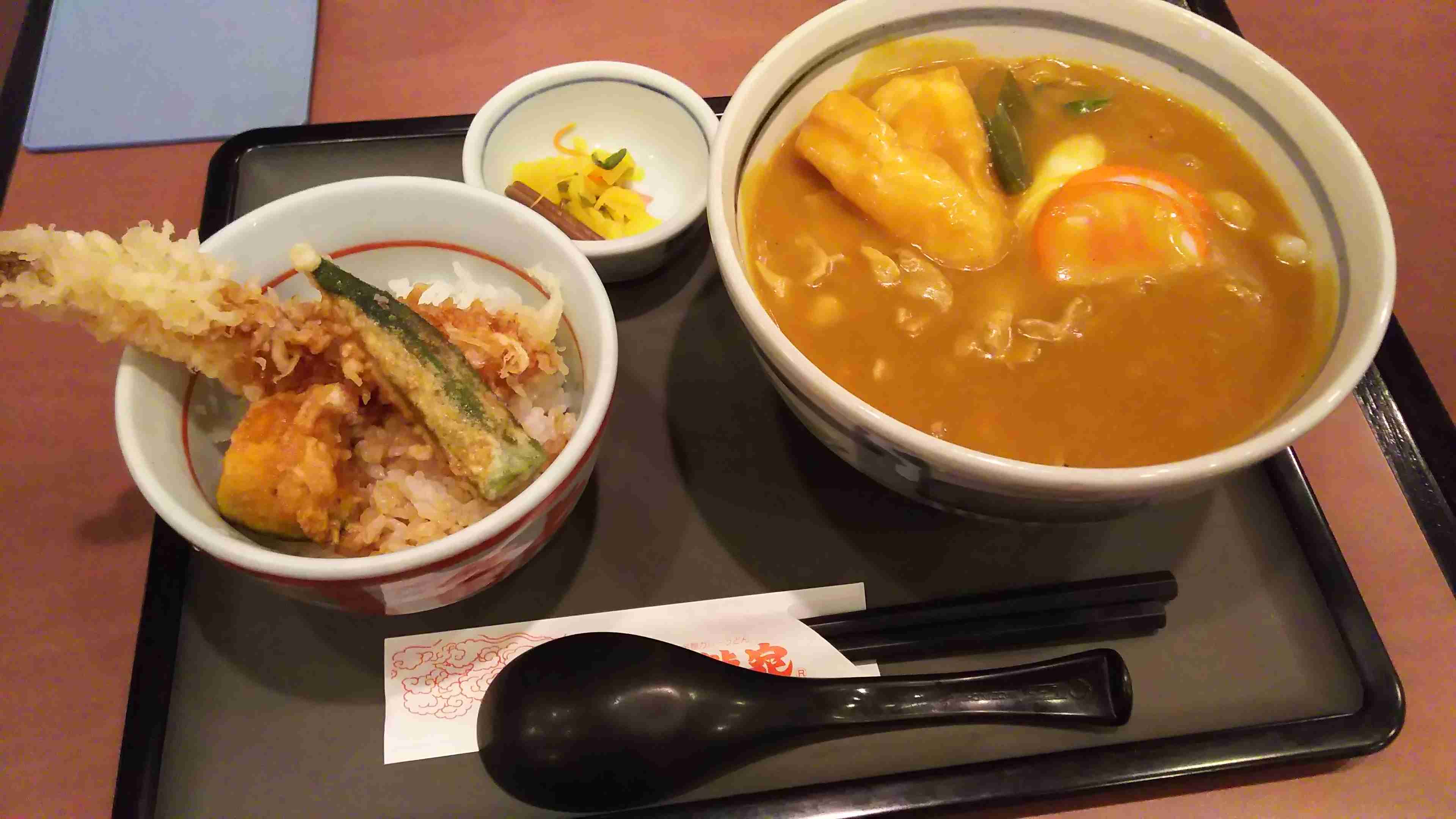 今日、何を楽しみに仕事頑張っていますか？？