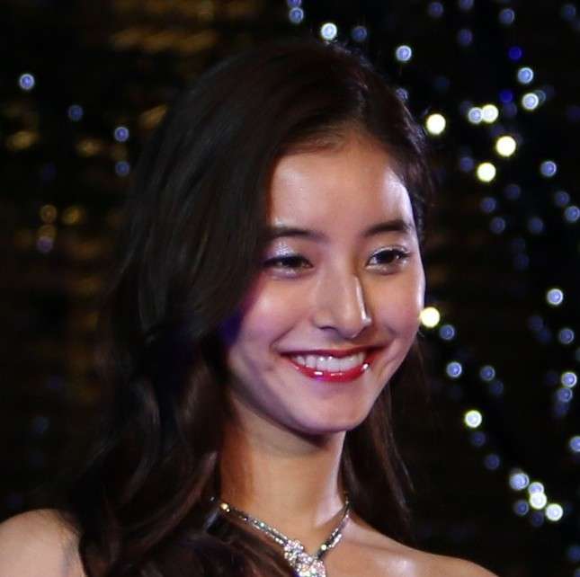 新木優子、来年の干支ねずみコスチューム披露  ファン絶賛「そのかわいさはズルい！」