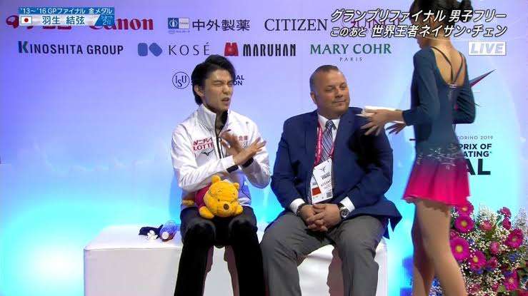 ＜羽生結弦選手＞40～50代女性向け美容誌の表紙に  「美の化身」「妖精」テーマに特集　特大ポスターも