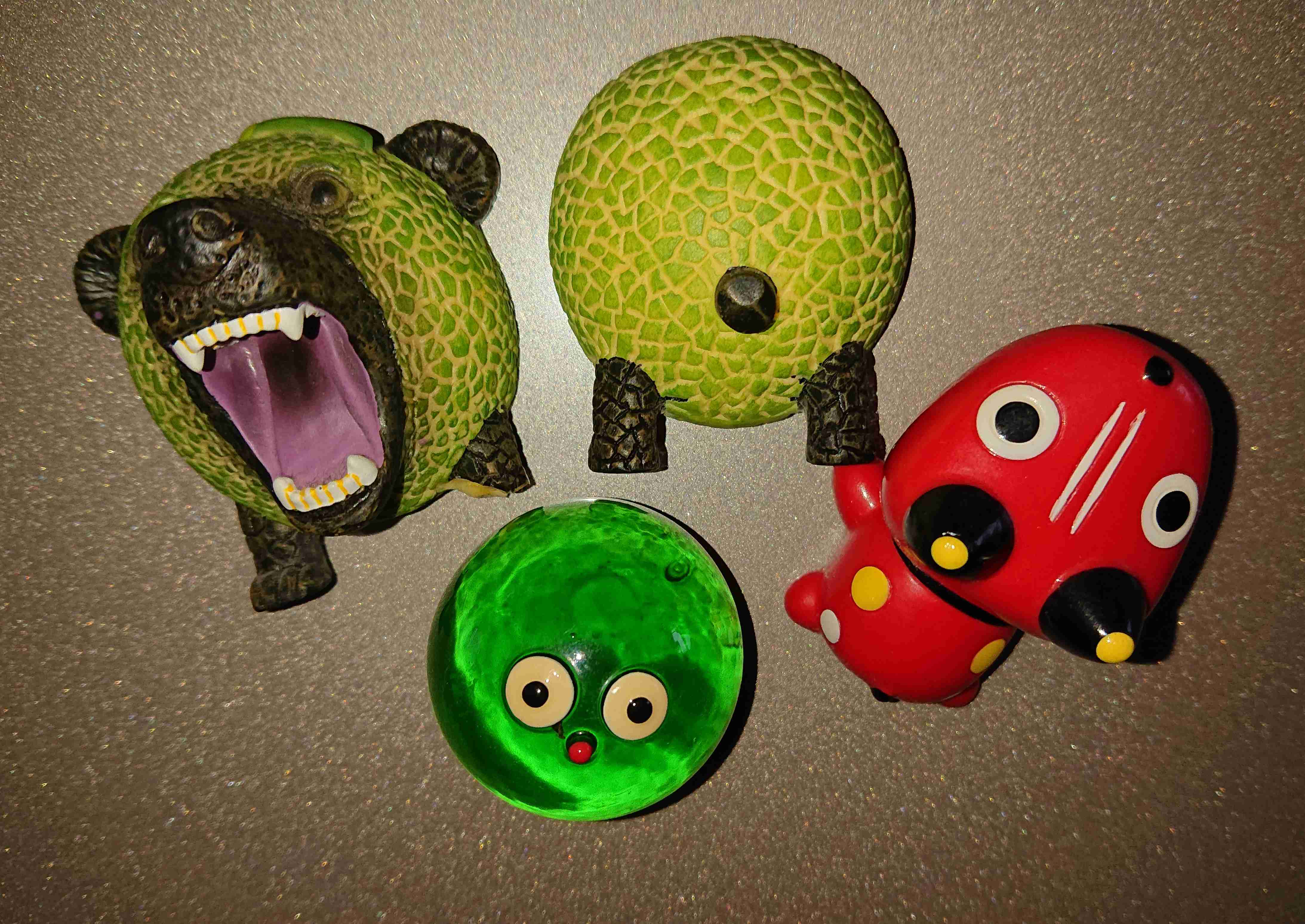 マグネット集めてる人？いますか？