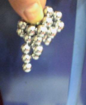 マグネット集めてる人？いますか？