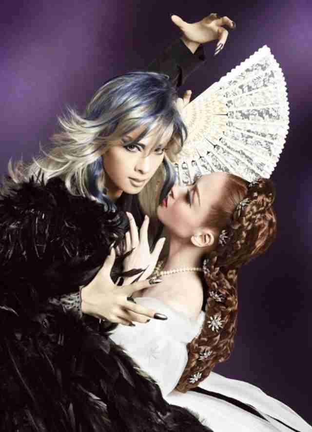 いろんな宝塚歌劇団のポスターが見てみたい。