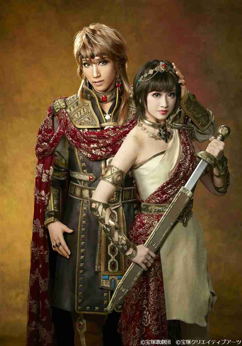 いろんな宝塚歌劇団のポスターが見てみたい。