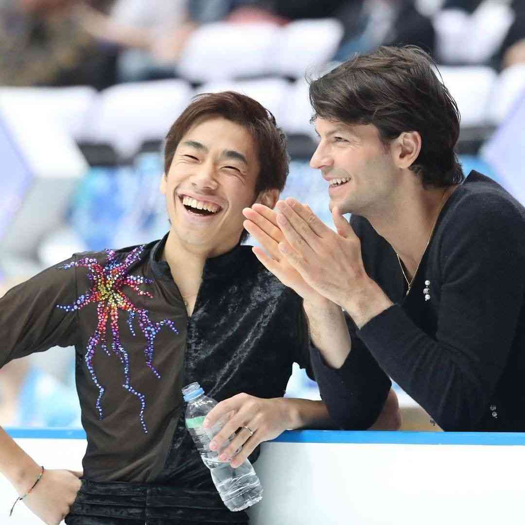 宇野昌磨復活優勝を導いたイケメンコーチに「裏MVP」の声
